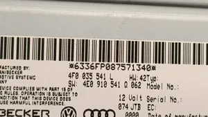 Audi A4 S4 B8 8K Skaņas pastiprinātājs 4F0035541L