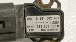 Volkswagen PASSAT B7 Sensore di pressione 038906051C