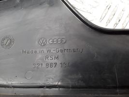 Volkswagen PASSAT B2 Listón embellecedor de la puerta delantera (moldura) 321867134