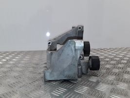 BMW 1 E81 E87 Support de générateur / alternateur 7802639