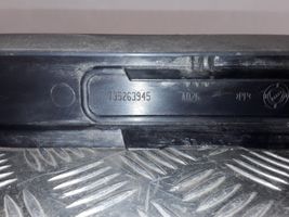 Alfa Romeo GT Etuoven kynnyksen suojalista 735263945