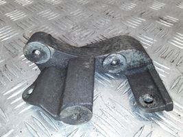 Jaguar S-Type Support de générateur / alternateur 4R835G269