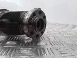 Nissan Primera Vilebrequin du moteur 0303040826