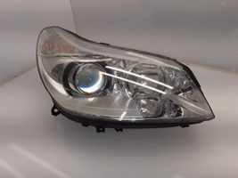 Citroen C5 Lampa przednia 9661316580