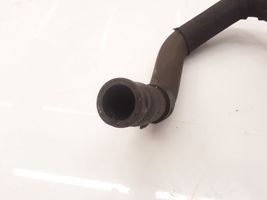 Nissan Note (E11) Tubo flessibile del liquido di raffreddamento del motore 