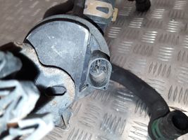 Renault Clio III Pompe à eau de liquide de refroidissement 0311133A