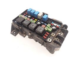 Hyundai ix 55 Module de fusibles 919503J021