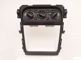 Suzuki SX4 Console centrale, commande chauffage/clim 7382479J0