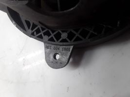 Renault Clio III Enceinte de porte arrière 281440962R