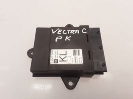 Opel Vectra C Oven keskuslukituksen ohjausyksikön moduuli 9227560