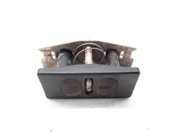 Peugeot 406 Serrure de loquet coffre 9608410480