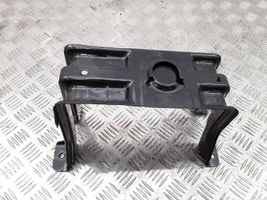 Audi A5 8T 8F Support roue de secours 8K0802715A