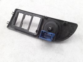 Citroen Xsara Interruptor del espejo lateral 9637249977