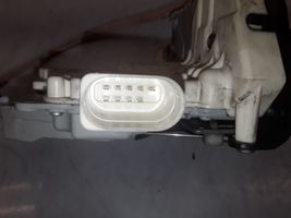 Audi A3 S3 A3 Sportback 8P Cerradura de puerta delantera JA64F1837015