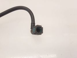 Renault Megane III Tuyau d'alimentation conduite de carburant 