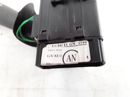 Renault Twingo II Wiper control stalk 8200856009