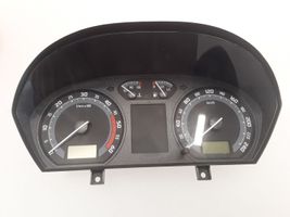 Skoda Fabia Mk1 (6Y) Speedometer (instrument cluster) 6Y0920883E