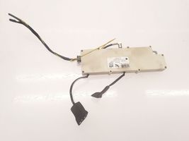 Jaguar XJ X350 Aerial antenna amplifier 2W9318C847AD