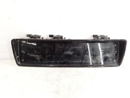 Volkswagen Phaeton Trunk door license plate light bar 3D5807847