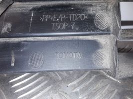 Toyota Avensis T270 Grille inférieure de pare-chocs avant 5311205100