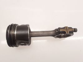 Nissan Primera Piston avec bielle YD22