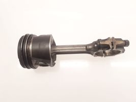 Nissan Primera Piston avec bielle YD22