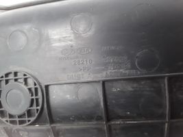 Hyundai i40 Oro paėmimo kanalo detalė (-ės) 282103Z000