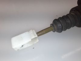 Volkswagen PASSAT B4 Cylindre récepteur d'embrayage 03330300381