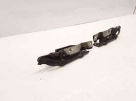 Alfa Romeo GT Tailgate/trunk/boot hinge JUR99358