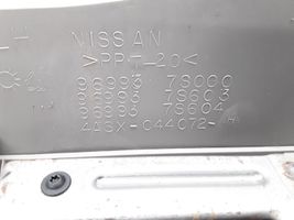 Nissan Titan Tunel środkowy 4ASX044B90AE