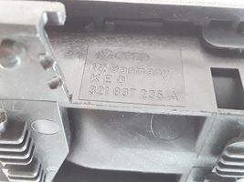 Volkswagen PASSAT B2 Innentürgriff Innentüröffner vorne 321837235A