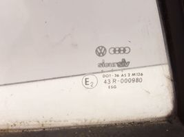 Volkswagen PASSAT B2 Ventanilla de ventilación de la puerta trasera 331845217A