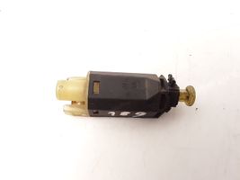 Volkswagen PASSAT B2 Brake pedal sensor switch 322945515