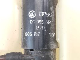 Volkswagen PASSAT B2 Zbiornik płynu do spryskiwaczy szyby przedniej / czołowej 331955453