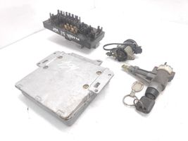 Audi 80 90 S2 B4 Komputer / Sterownik ECU i komplet kluczy 443941822A