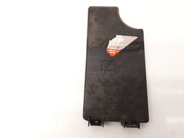 Chrysler Sebring (JS) Fuse box cover 