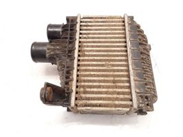 Toyota Corolla E120 E130 Starpdzesētāja radiators 8730670