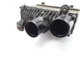 Toyota Corolla E120 E130 Chłodnica powietrza doładowującego / Intercooler 8730670