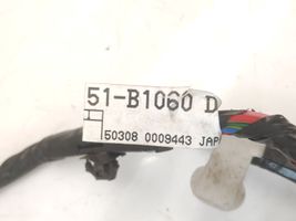 Daihatsu Sirion Faisceau de câblage de porte avant 82151B1060