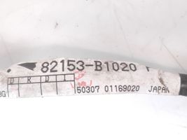 Daihatsu Sirion Faisceau de câblage de porte arrière 82153B1020