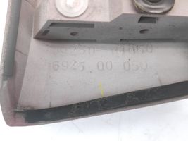 Daihatsu Sirion Maniglia esterna del portellone posteriore/bagagliaio 69250B1050