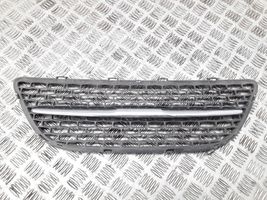 Saab 9-7X Grille calandre supérieure de pare-chocs avant 15253403