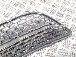 Saab 9-7X Grille calandre supérieure de pare-chocs avant 15253403