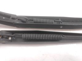 Hyundai Grandeur Front wiper blade arm 