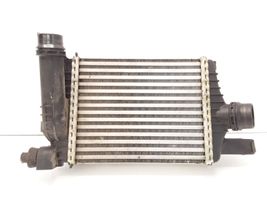 Renault Captur Chłodnica powietrza doładowującego / Intercooler 144961381R