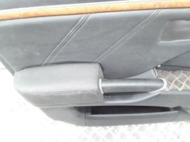 Hyundai Grandeur Rivestimento del pannello della portiera anteriore 823103L010