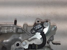 Toyota RAV 4 (XA40) Collettore di aspirazione 8942120200