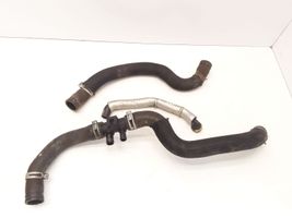 Nissan Qashqai Tubo flessibile del liquido di raffreddamento del motore 1321283