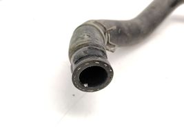 Toyota Avensis T220 Engine coolant pipe/hose 981110