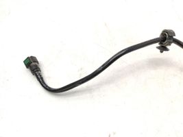 Peugeot 1007 Tuyau d'alimentation conduite de carburant 130848125N